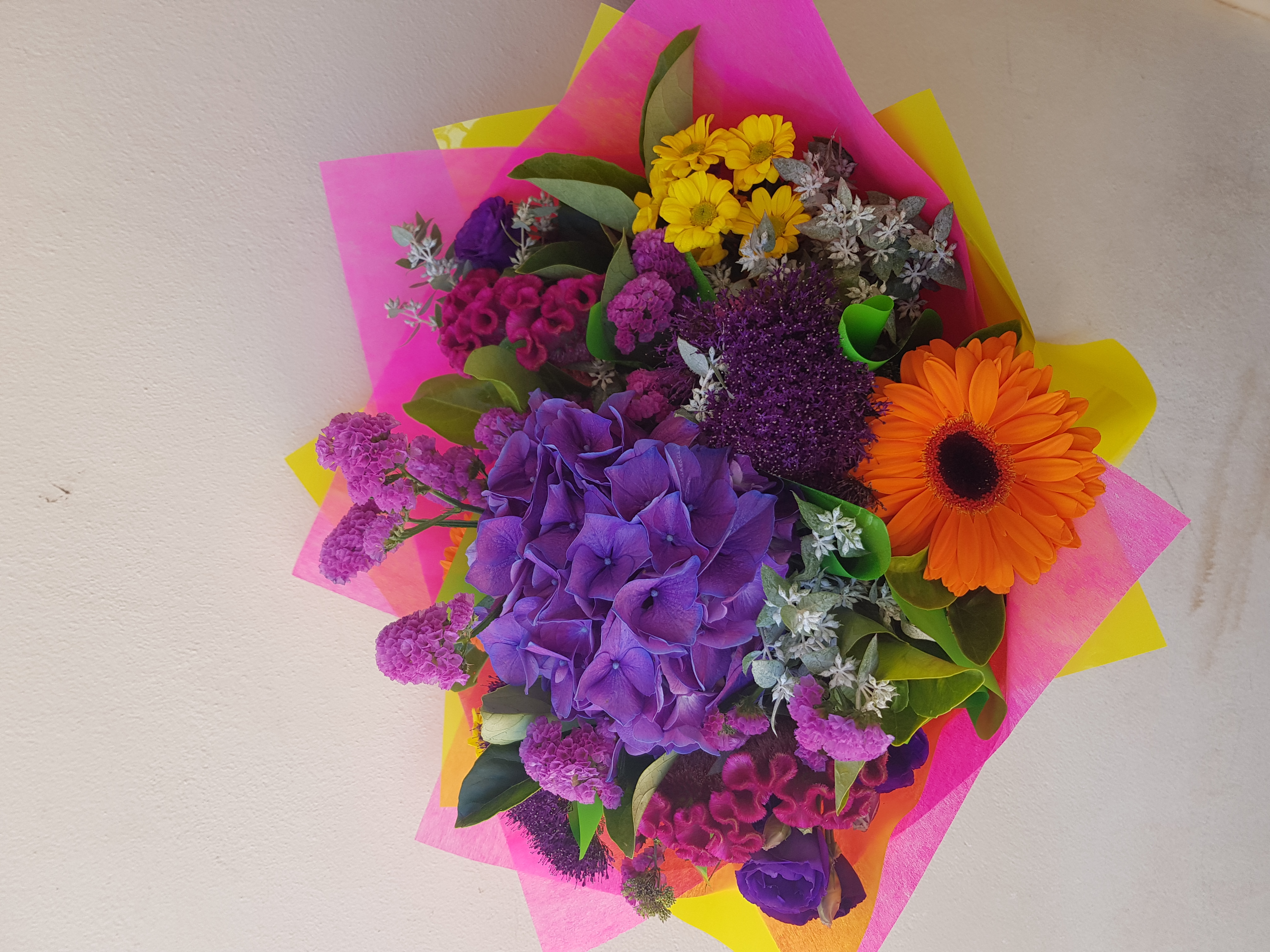 DF 64- Bright Mixed Bouquet 